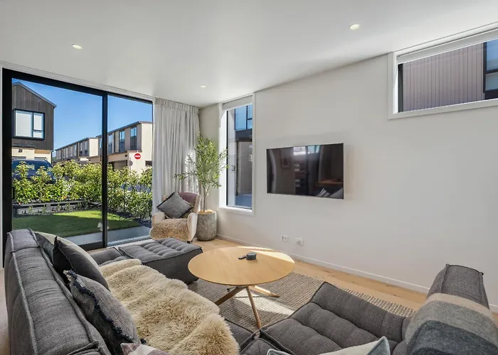 Holiday home Explorers Rest -